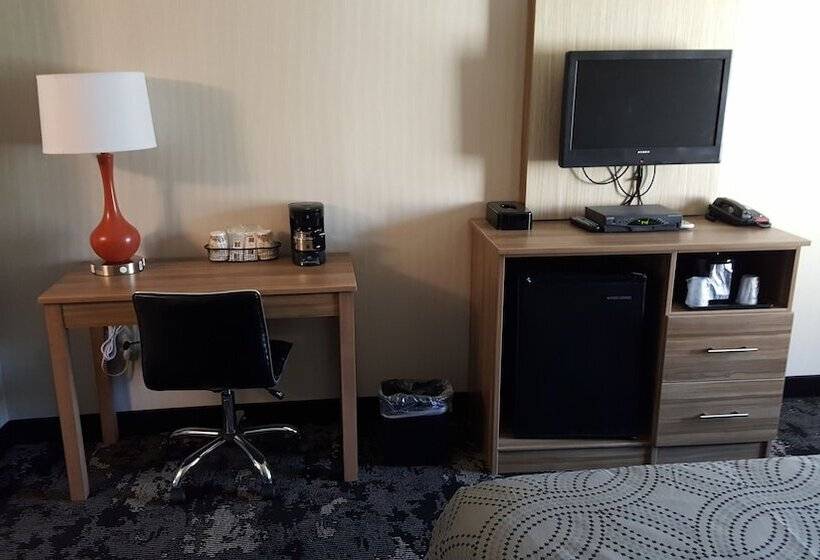 חדר משפחתי, Aartpark Hotel Inn At Lewsiton