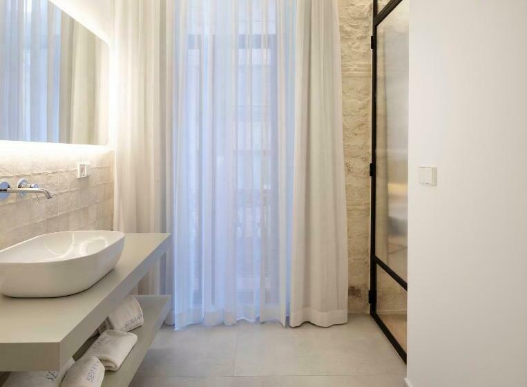 اتاق استاندارد, Serawa Alicante