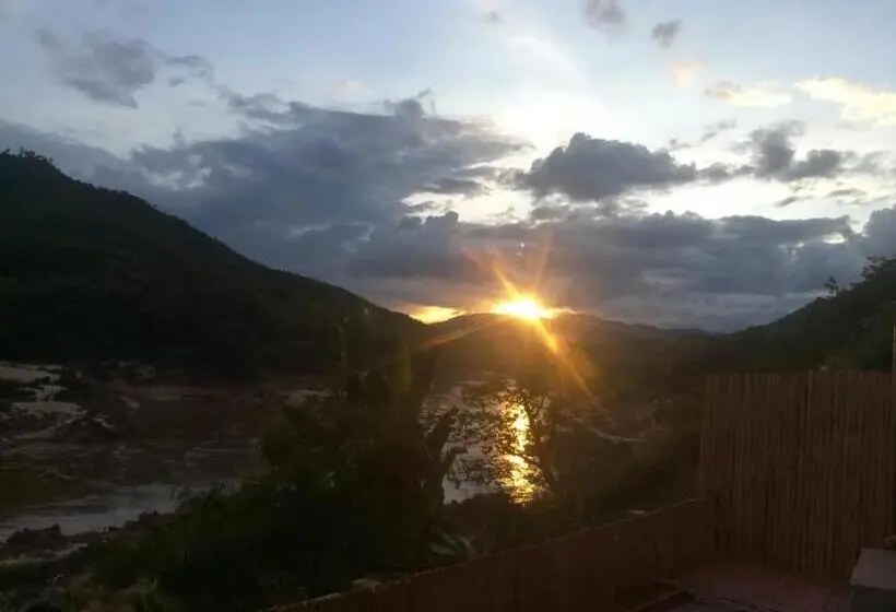 آپارتمان 1 خوابه با چشم‌انداز باغ, Mekong Backpackers Pakbeng