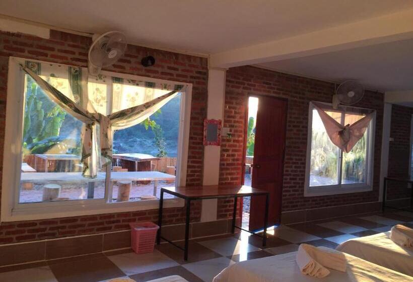 شقة غرفة واحدة مطلة على الحديقة, Mekong Backpackers Pakbeng