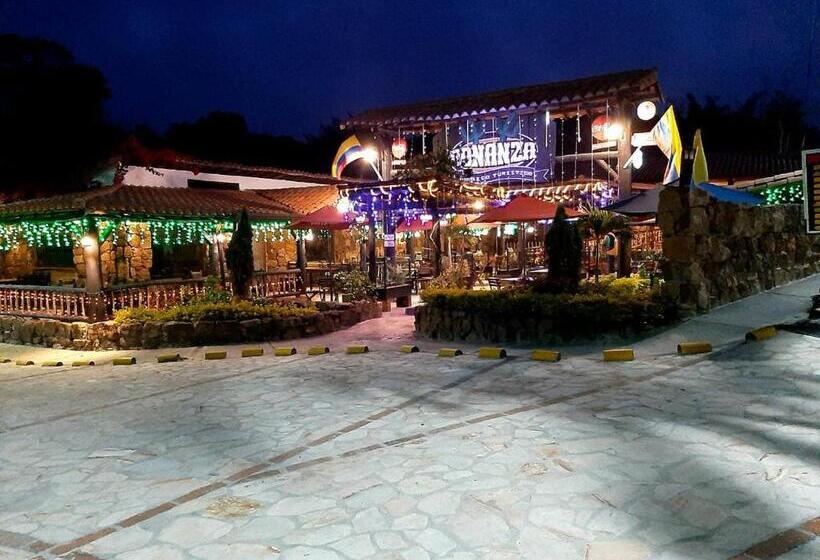 غرفه قياسيه سريرين مزدوجين, Cabañas Y Hostal Bonanza Mesa De Los Santos