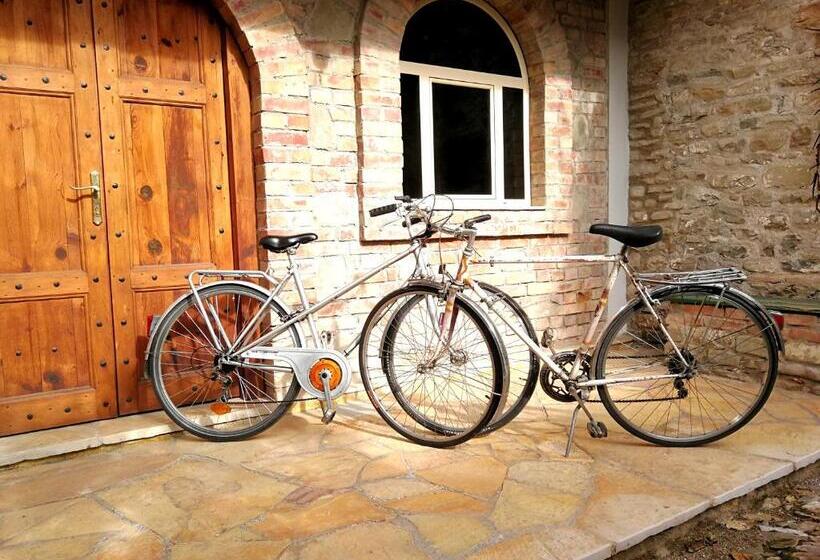 침실 2개 주택, Castlehouse