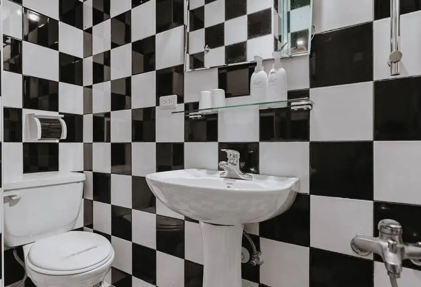 اتاق استاندارد, Mountain Traveler Inn