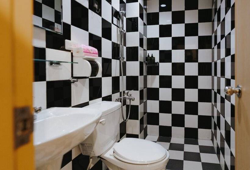 اتاق استاندارد, Mountain Traveler Inn