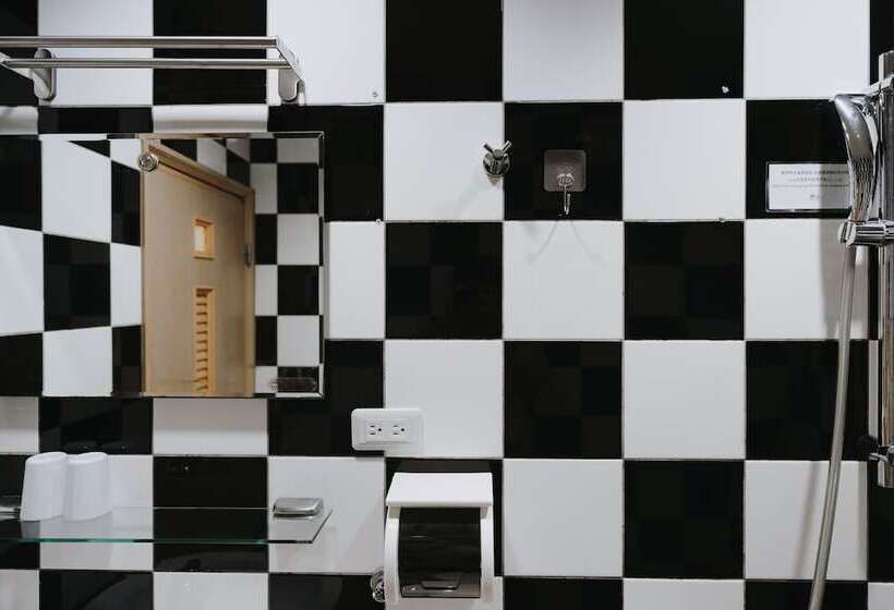 اتاق استاندارد, Mountain Traveler Inn