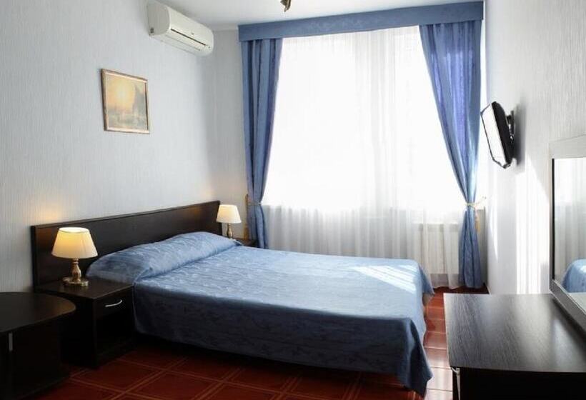 اتاق خانوادگی, Konstantinopol