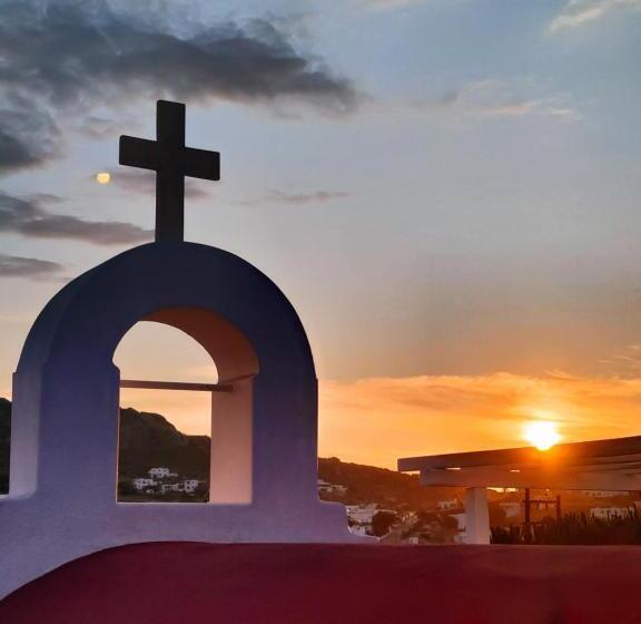 סוויטת ג'וניור עם מרפסת, Sofos Suites Mykonos