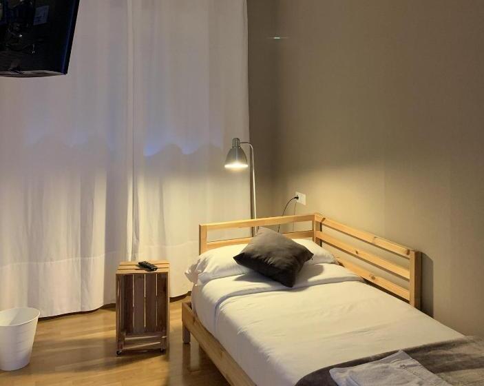 标准单人间共用浴室, Pension 23 Vinte E Tres