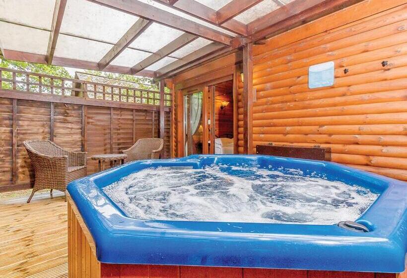 Классический Номер, Tilford Woods Lodge Retreat