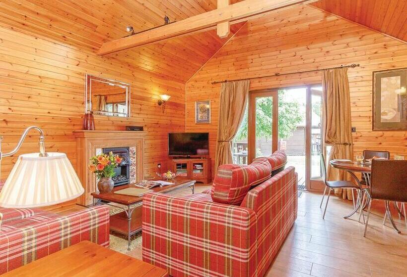 Классический Номер, Tilford Woods Lodge Retreat