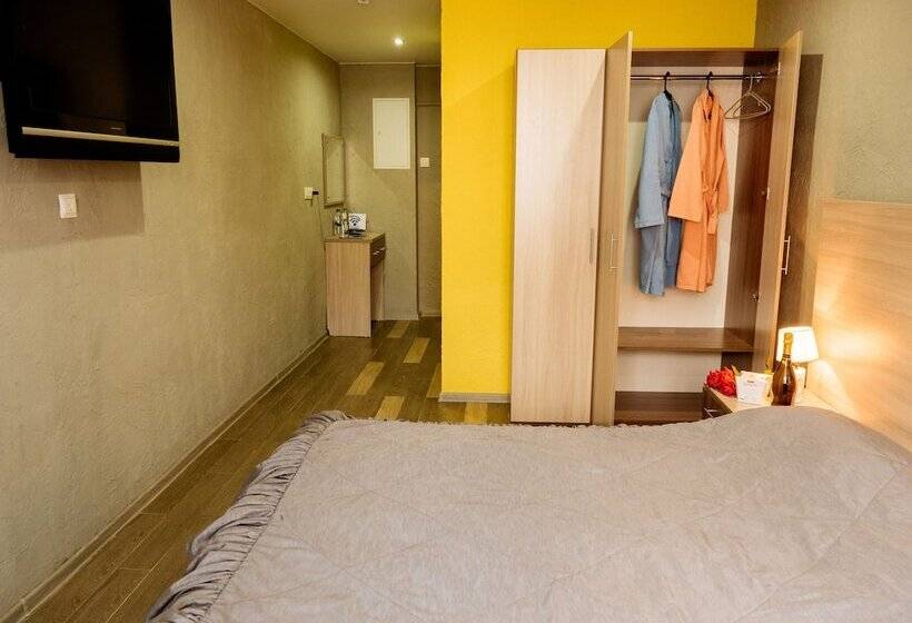 スタンダードルーム, Kinolenta