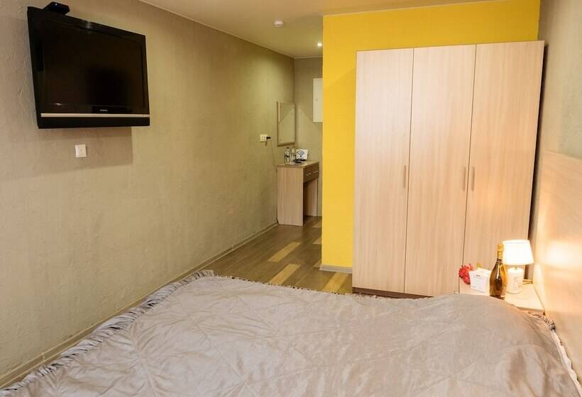 スーペリアールーム, Kinolenta