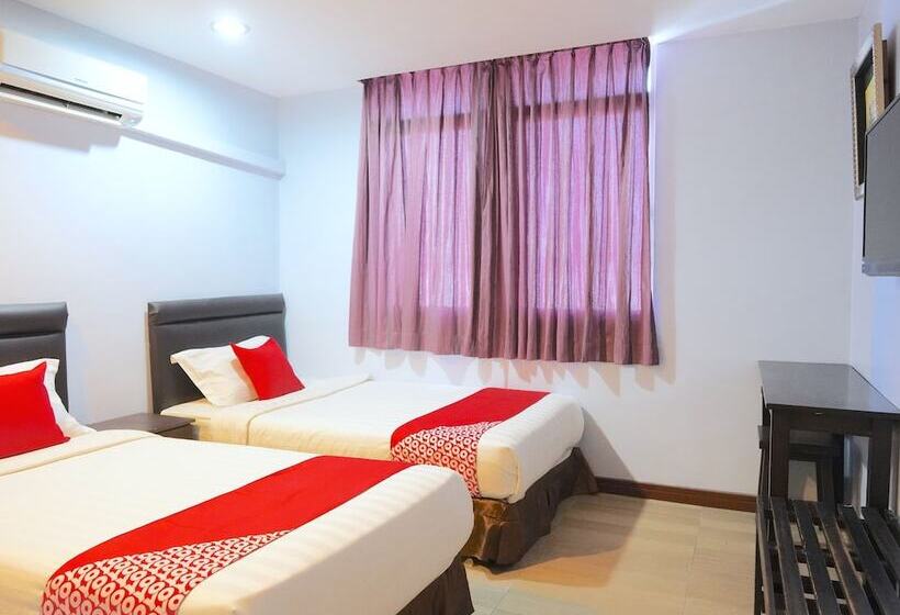 디럭스 룸, Utama Inn By Oyo Rooms