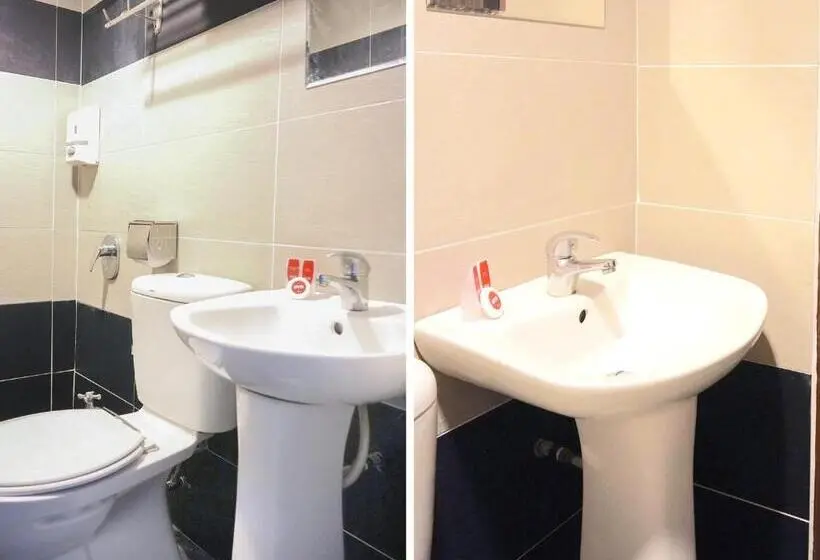 اتاق لوکس, Utama Inn By Oyo Rooms