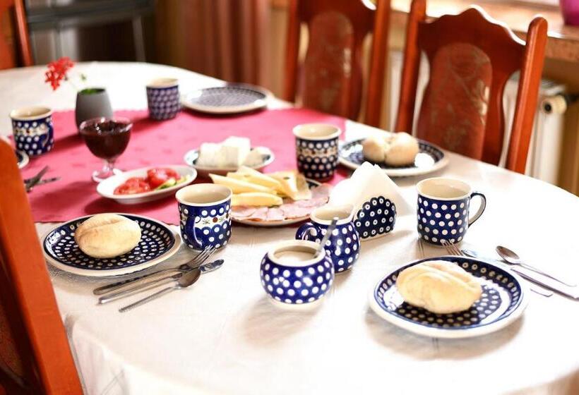 غرفة قياسية ثلاثية, Noclegi16