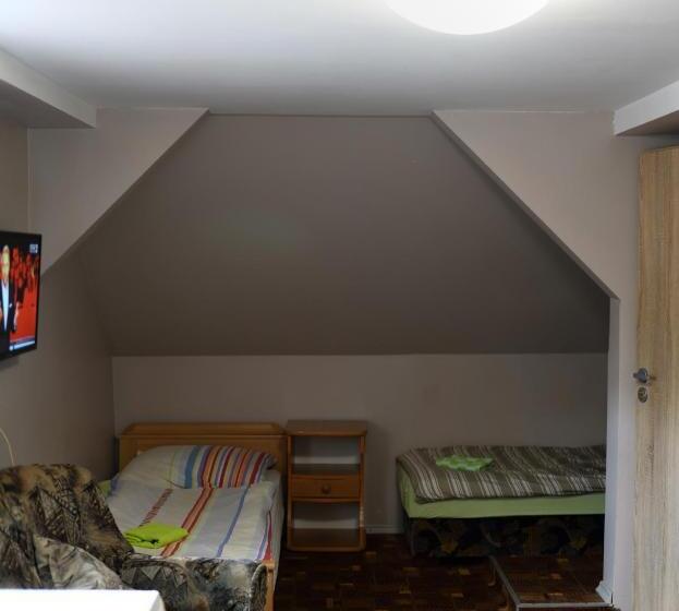 غرفة قياسية رباعية, Noclegi16