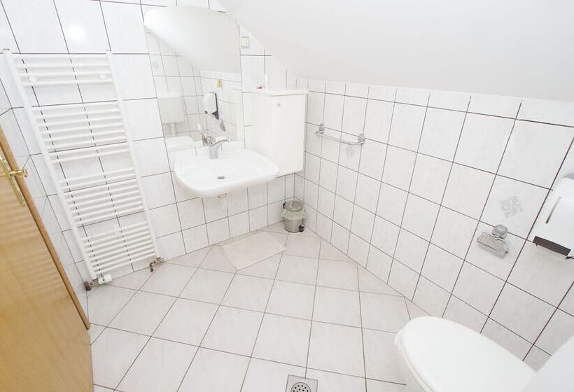 اتاق استاندارد برای معلولان, Tourist Farm Pri Martinovih