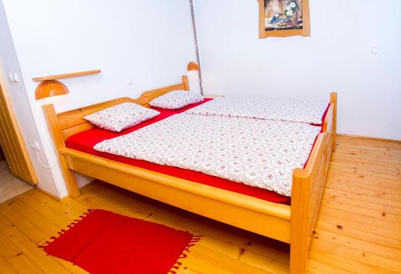 اتاق استاندارد, Tourist Farm Pri Martinovih