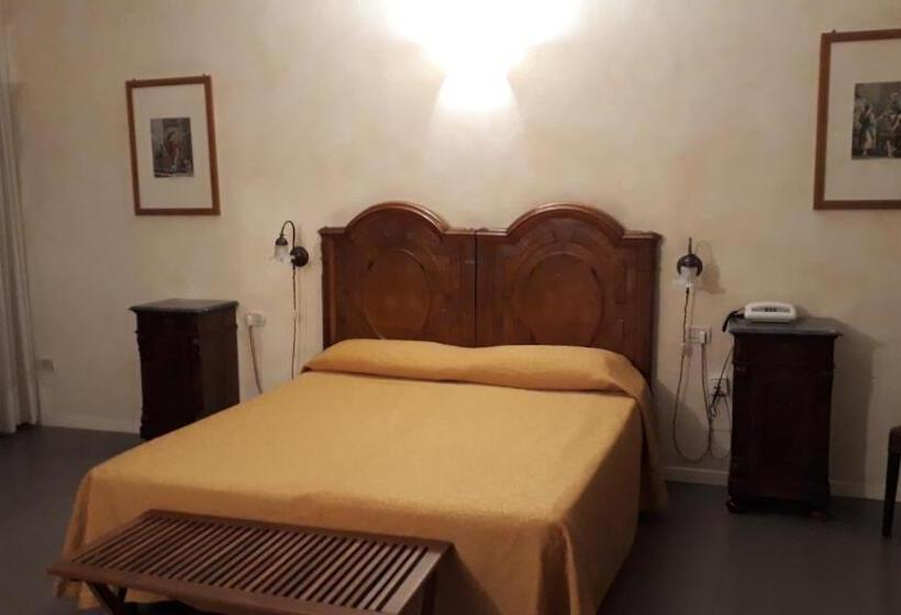 اتاق استاندارد, Due Mori