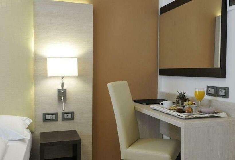 اتاق استاندارد با بالکن, Lido Bibione Beach