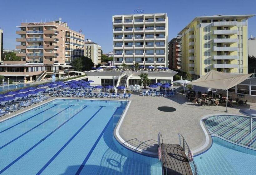 سوییت جونیور با چشم‌انداز دریا, Lido Bibione Beach