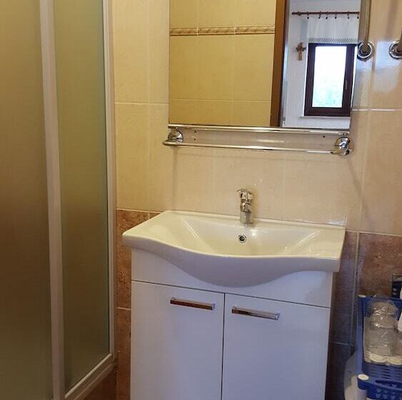 شقة غرفة نوم واحدة ذات إطلالة جانبية على البحر, House Coki