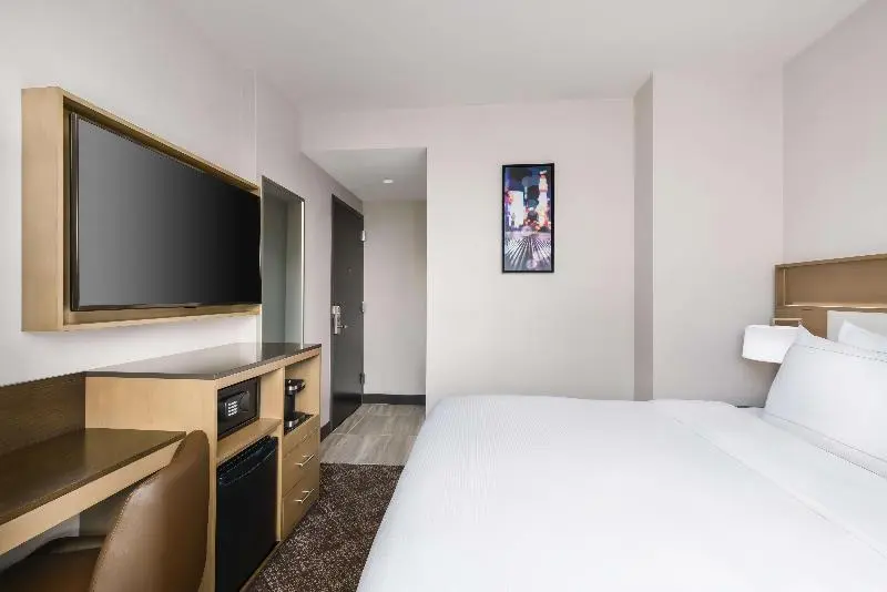 Standard-huone King-vuode, Doubletree By Hilton New York Times Square South