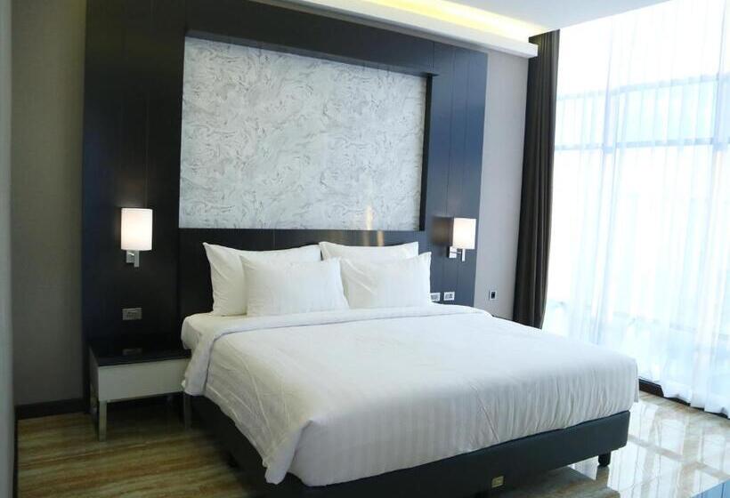 סוויטת ג'וניור, Grand Karlita Hotel Purwokerto