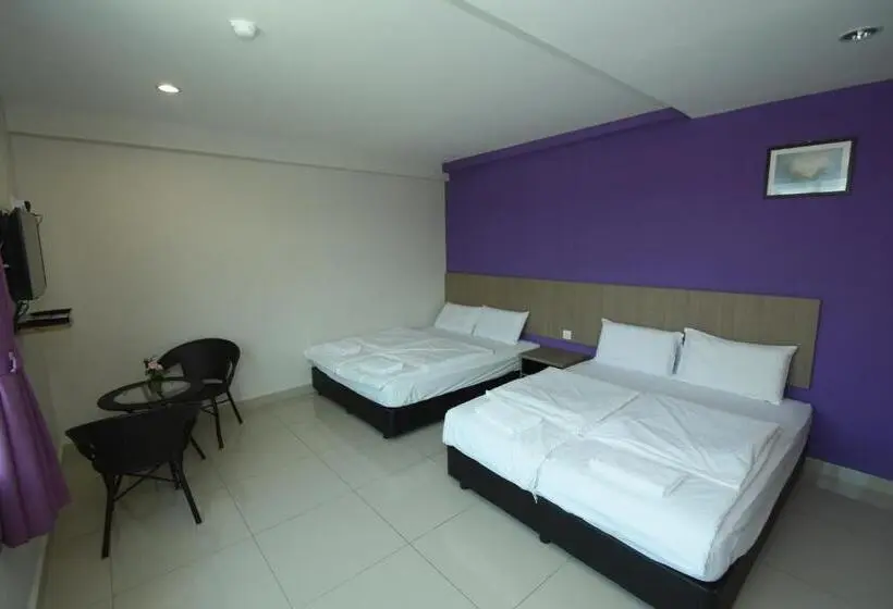 Economy Quadruple Room, 56
