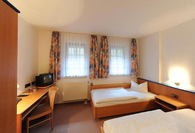 スタンダードルーム, Landhotel Der Distelhof Mit Scheunencafé