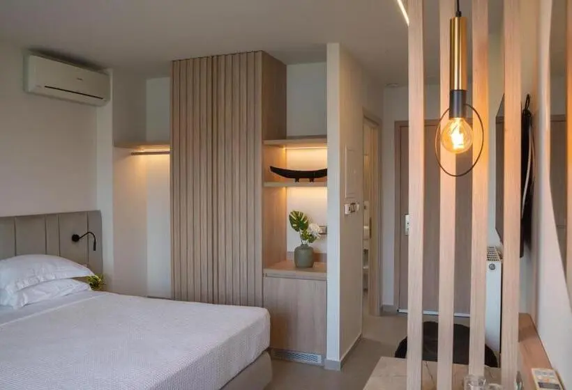 اتاق لوکس با چشم‌انداز دریاچه, Paralimnio Suites