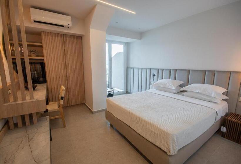 اتاق استاندارد با چشم‌انداز دریاچه, Paralimnio Suites