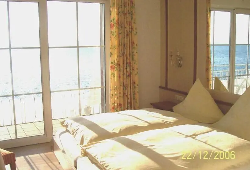 レイクビュースタンダードルーム, Seehotel Zur Münz