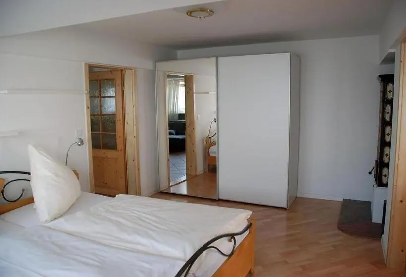 Suite with lake view, Seehotel Zur Münz