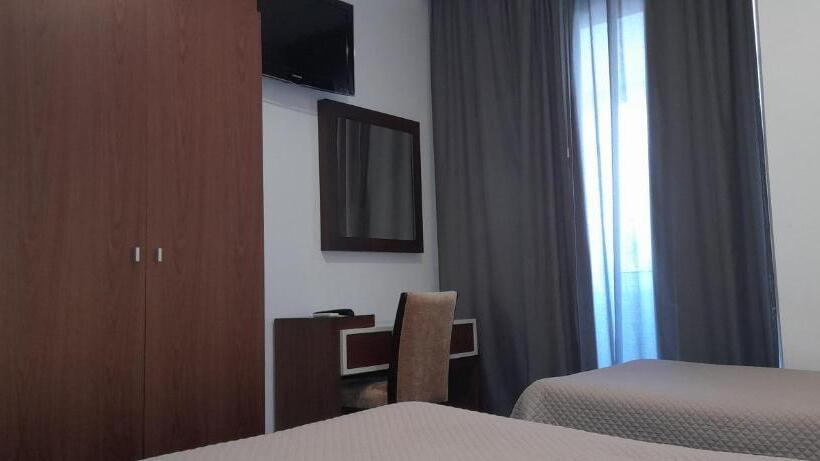 اتاق استاندارد, Abade João