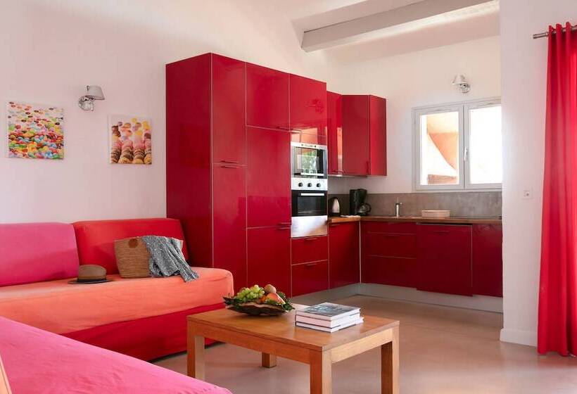 Апартаменты Comfort 2 Спальни, Domaine Santa Giulia Palace