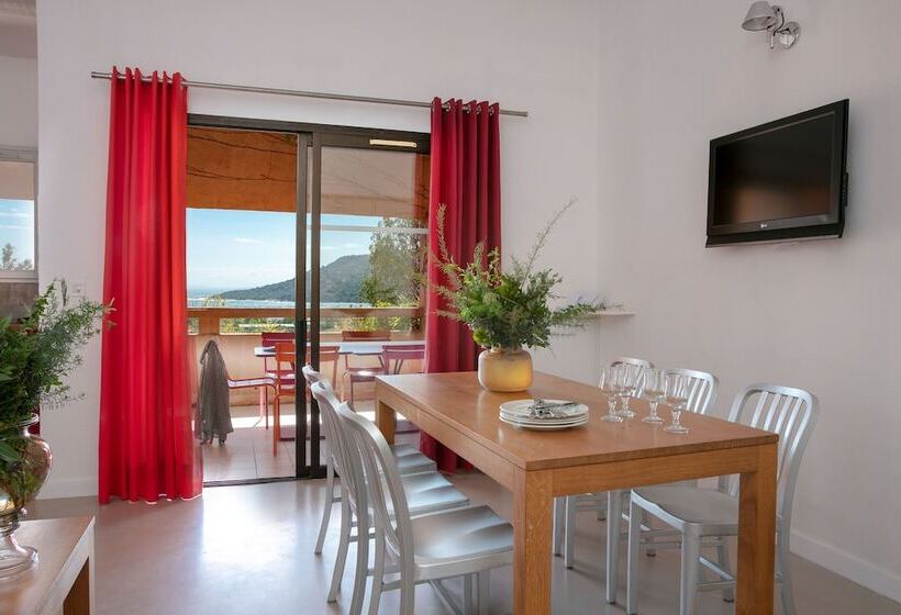 Апартаменты Comfort 2 Спальни, Domaine Santa Giulia Palace