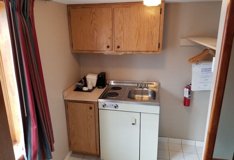 غرفة سوبيريور, Ramada By Wyndham Flemington