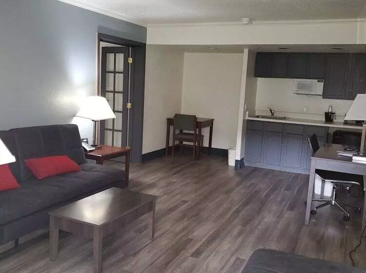 سوئیت با تخت بزرگ, Ramada By Wyndham North Platte