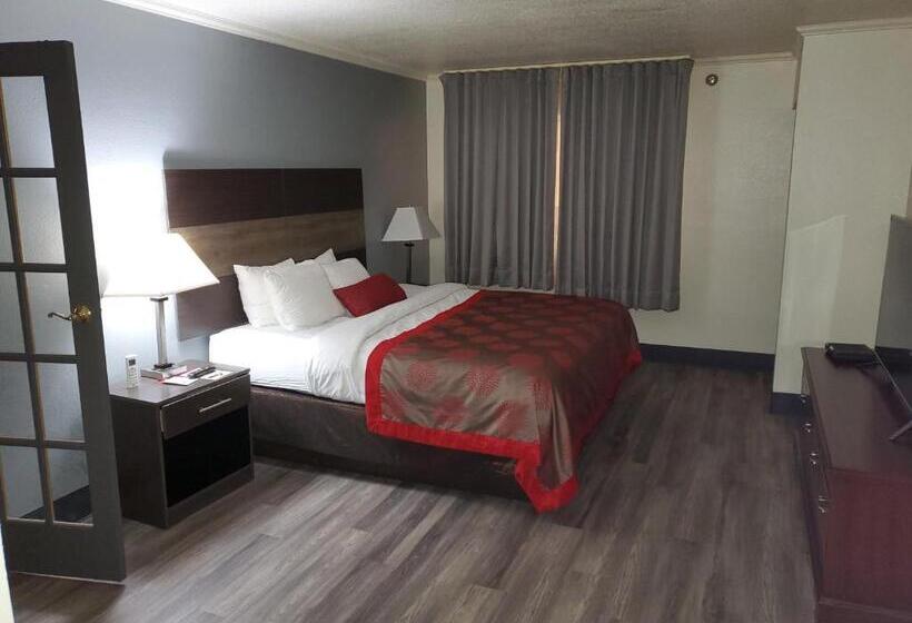 스탠다드 룸 킹사이즈 침대, Ramada By Wyndham North Platte