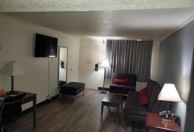 스위트, Ramada By Wyndham North Platte