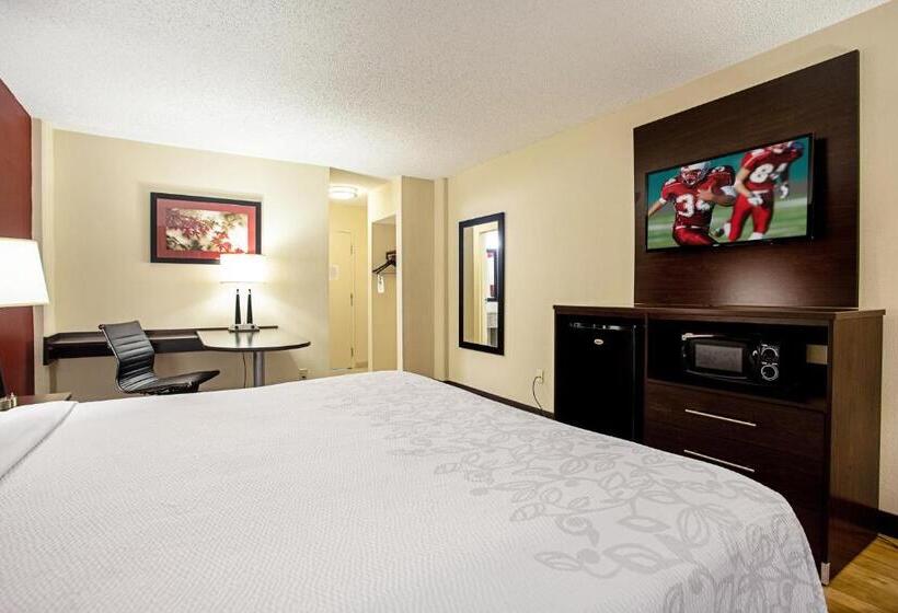 اتاق سوپریور با تخت بزرگ, Red Roof Inn Plus+ Wichita East