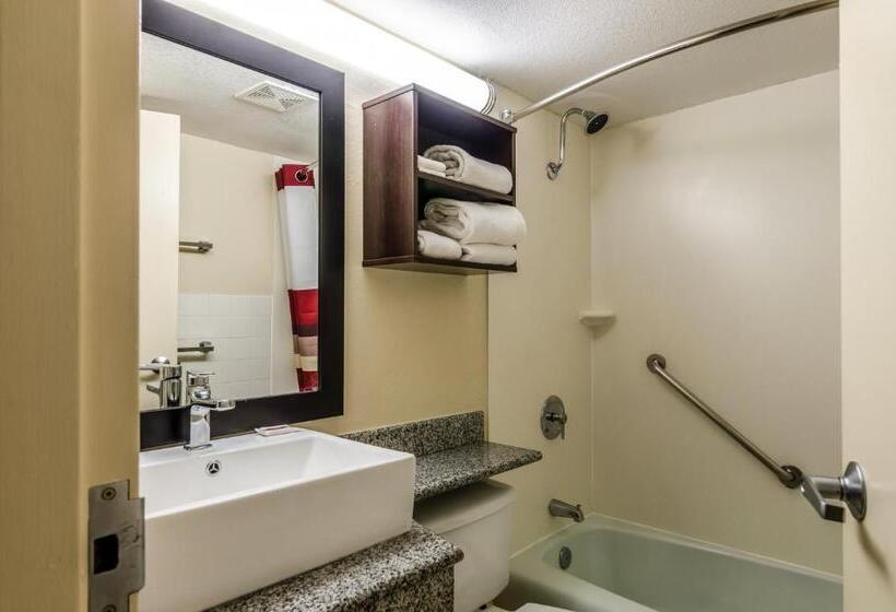 Люкс 2 Спальни, Red Roof Inn Plus+ Wichita East