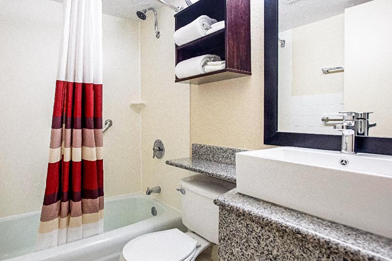 Люкс 2 Спальни, Red Roof Inn Plus+ Wichita East