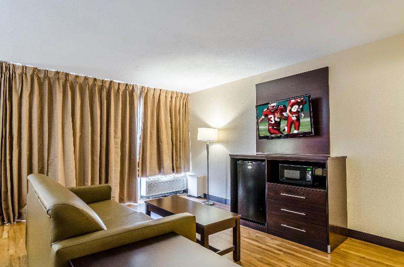 Люкс 2 Спальни, Red Roof Inn Plus+ Wichita East