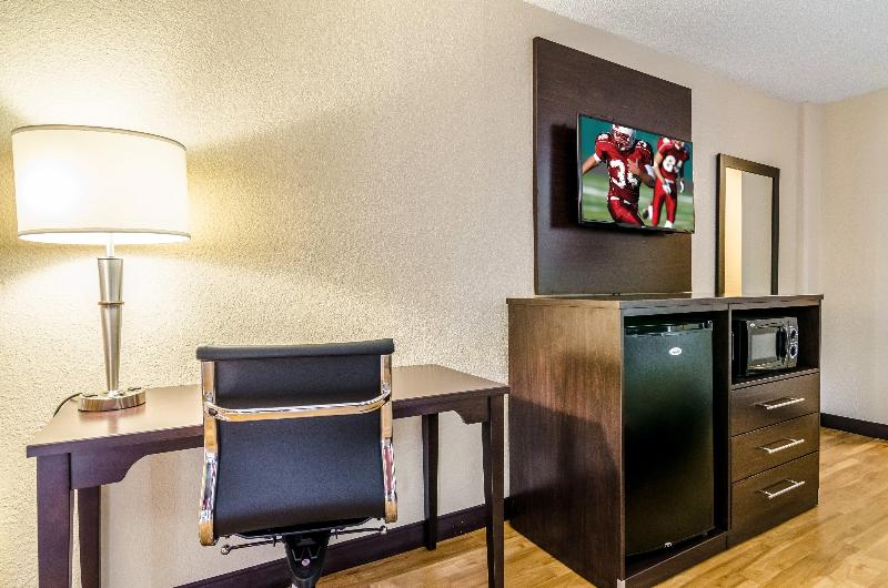 Номер Deluxe, Red Roof Inn Plus+ Wichita East