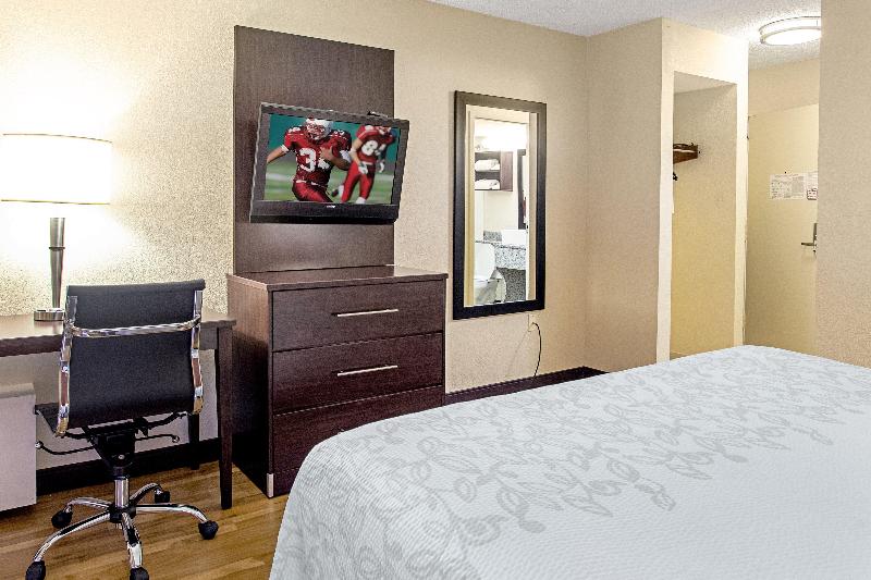 Люкс Кровать Кинг, Red Roof Inn Plus+ Wichita East