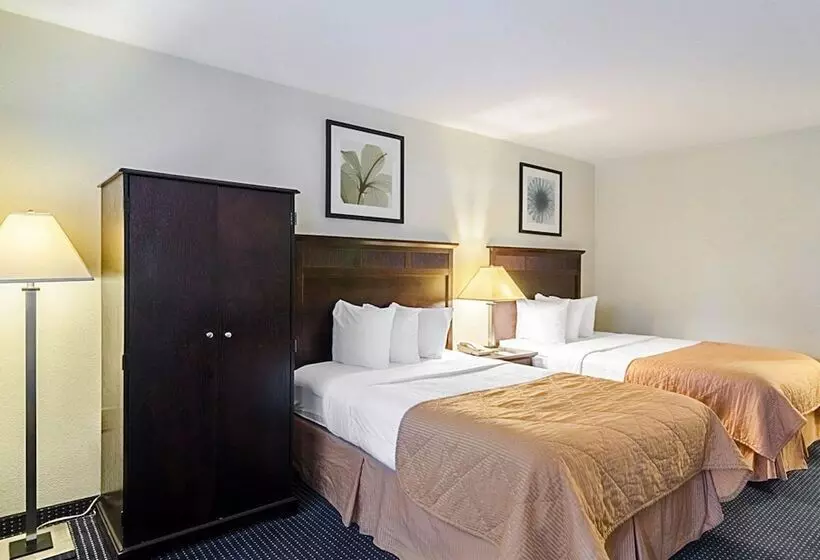 Standard-huone 2 Parivuodetta, Rodeway Inn & Suites Williamsburg Central