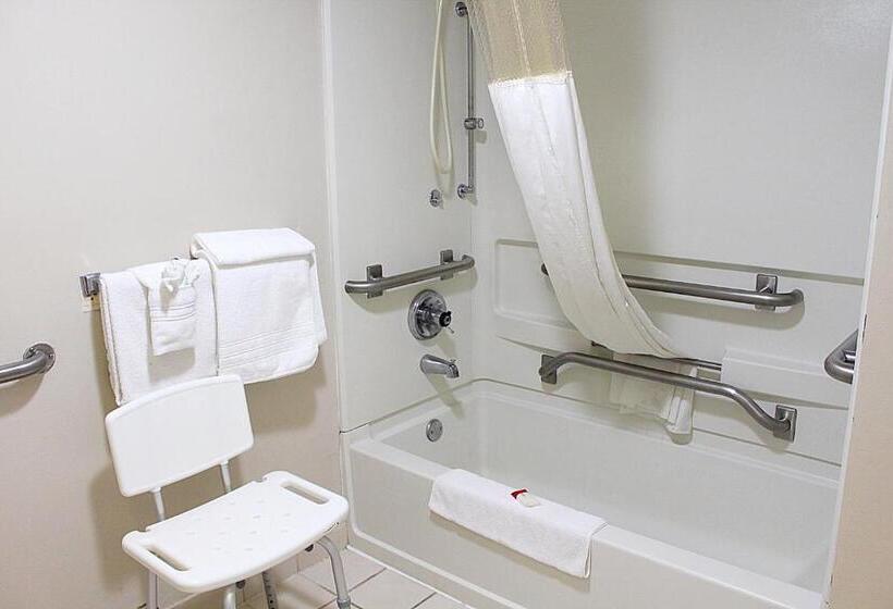 장애인용 디럭스룸, Baymont By Wyndham Springfield