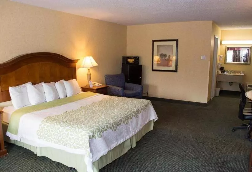 اتاق دلوکس مخصوص معلولین, Days Inn By Wyndham Klamath Falls